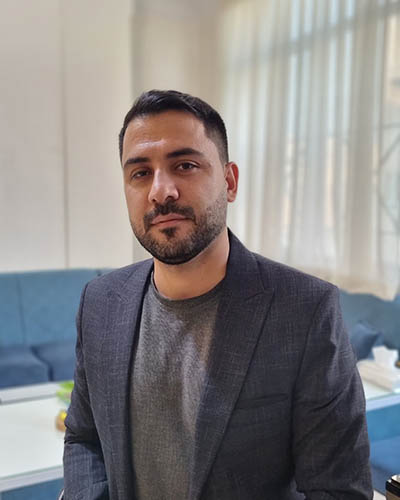 آقای مجید عبدی---